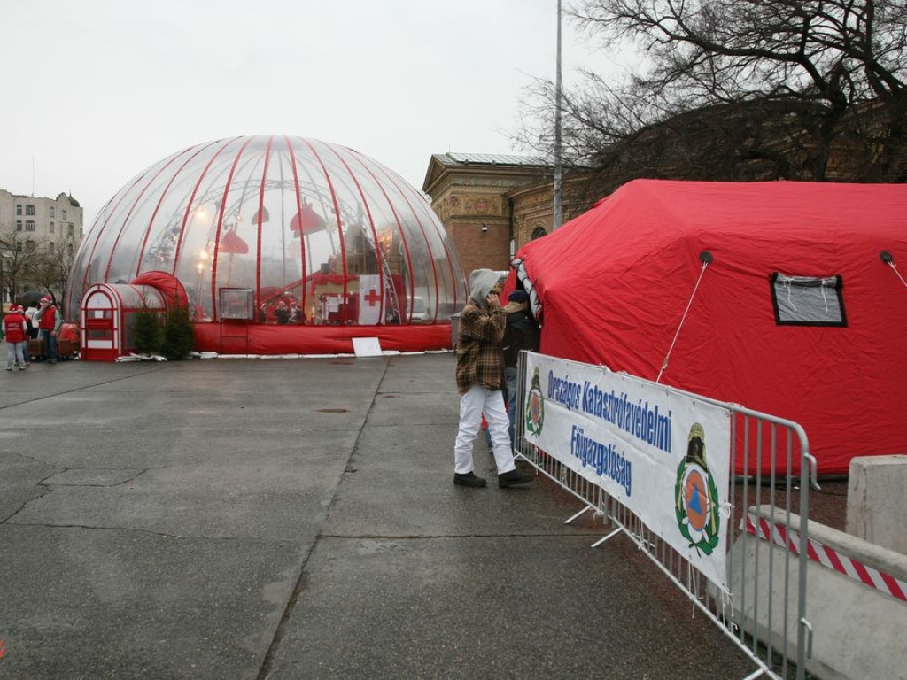 Katasztrófavédelmi nap a Mikulásgyárban Budapesten
